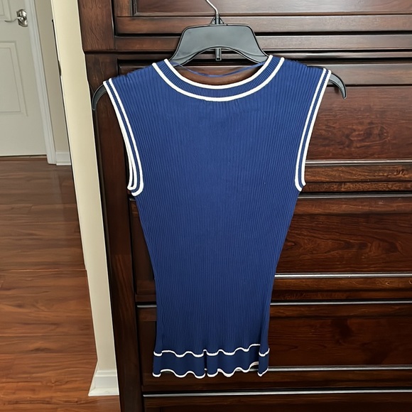 Elle sleeveless bow tie top - Picture 2 of 2